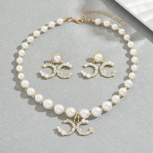Imitation Pearl & Rhinestone Letter Necklace Dangle Stud Earings Women'S Elegant Wedding Party Jewelry Set